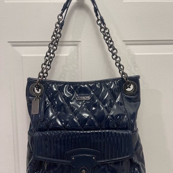 Coach Navy Blue poppy liquid glass, quilted shoulder bag - Picture 6 of 13